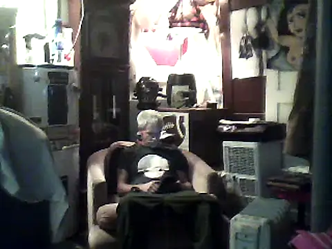 Snapshot of Biknight chatting on 02.09.25 Biknight online show from 02.09.25