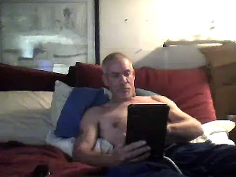 Snapshot of Biknight chatting on 02.18.25 Biknight online show from 02.18.25