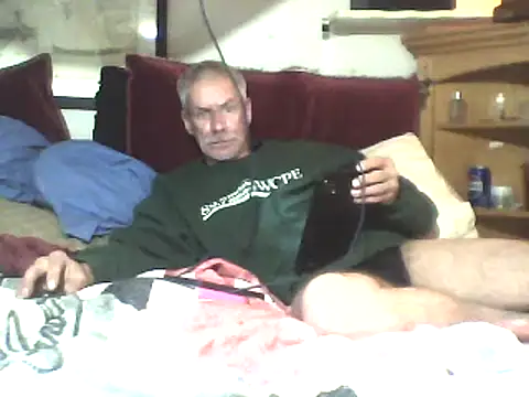 Snapshot of Biknight chatting on 03.10.25 Biknight online show from 03.10.25