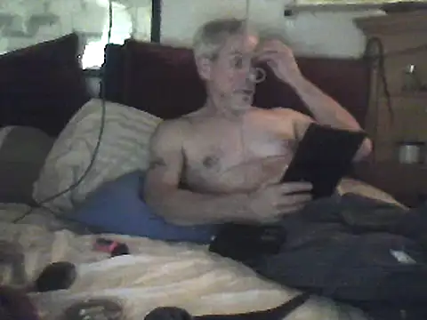 Snapshot of Biknight chatting on 03.14.25 Biknight online show from 03.14.25