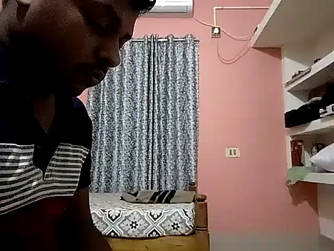 Snapshot of Aneesh007m chatting on 10.15.25 Aneesh007m online show from 10.15.25