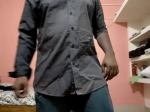 Snapshot of Aneesh007m chatting on 10.16.25 Aneesh007m online show from 10.16.25