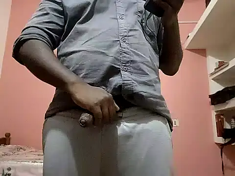 Snapshot of Aneesh007m chatting on 11.16.25 Aneesh007m online show from 11.16.25