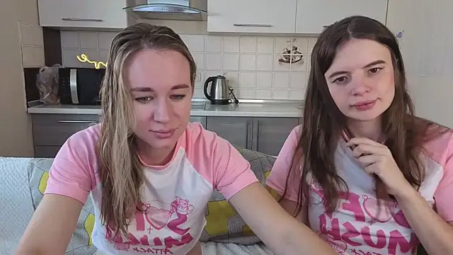 Naughty Alice online show from 09.29.25