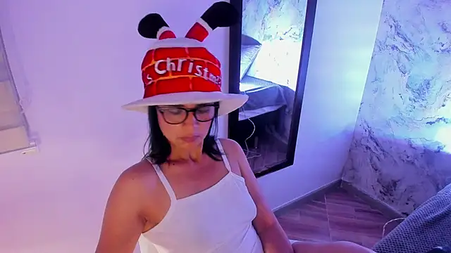 BrianaGarner online show from 12.11.24