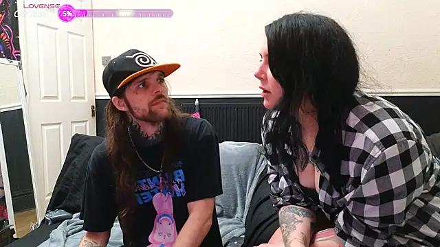 Snapshot of AltustThomas chatting on 12.09.24 AltustThomas online show from 12.09.24