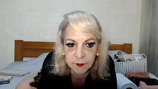 Snapshot of awild_kitten chatting on 06.16.26 awild kitten online show from 06.16.26