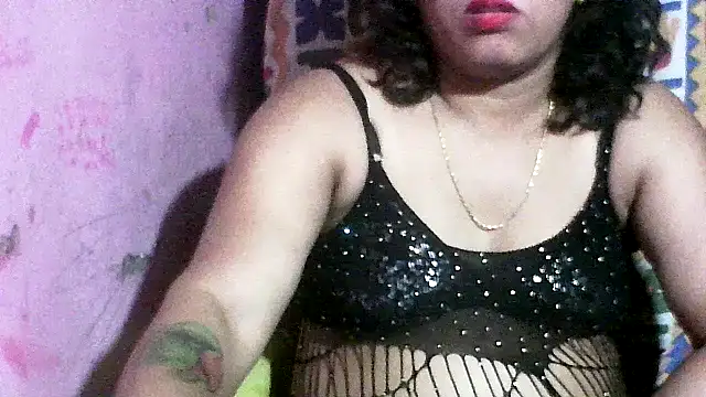 Snapshot of koyel90 chatting on 10.19.25 koyel90 online show from 10.19.25