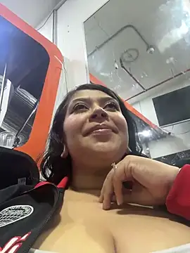 emilyjohanson online show from 04.01.26