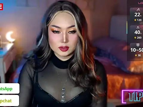 HOTnWILDalice online show from 10.27.25