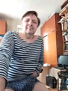 Snapshot of Pokaz2020 chatting on 07.13.26 Pokaz2020 online show from 07.13.26