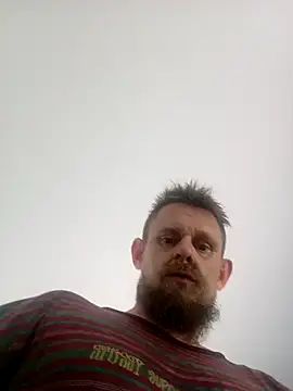 Snapshot of Skody31 chatting on 11.11.25 Skody31 online show from 11.11.25