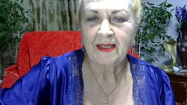 Emma52610 online show from 03.14.25