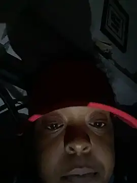 Snapshot of sweetease chatting on 11.04.25 sweetease online show from 11.04.25