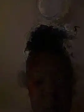 Snapshot of sweetease chatting on 11.13.25 sweetease online show from 11.13.25