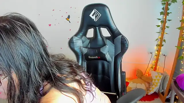 Susan Foxx online show from 02.23.26