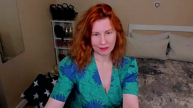 FoxySophia online show from 06.12.26