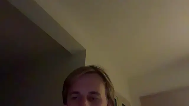 Snapshot of Sunning2 chatting on 11.09.25 Sunning2 online show from 11.09.25