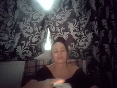 LindaStarS online show from 02.08.25