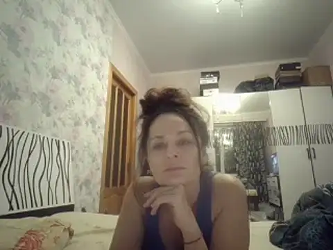 LindaStarS online show from 02.18.25