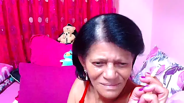 SLUTTYROXY online show from 10.06.25