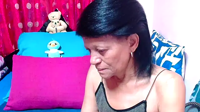 SLUTTYROXY online show from 10.27.25