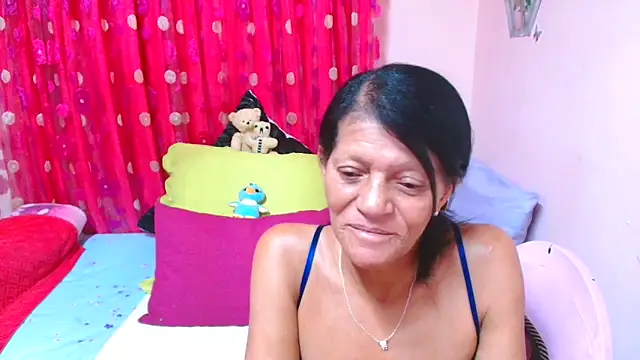 SLUTTYROXY online show from 04.16.26