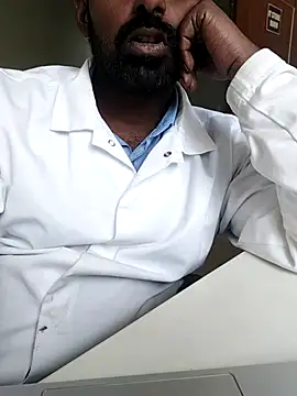 honeyboy4aunty online show from 03.22.25