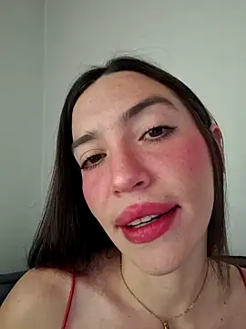 loveuu-bae online show from 10.14.25