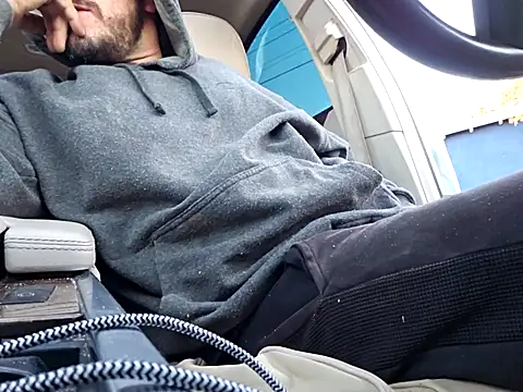 UncutHammer69 online show from 11.24.25