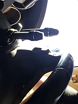 UncutHammer69 online show from 04.16.26