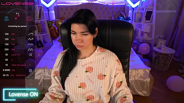 Snapshot of EmilyCandyy chatting on 01.20.25 EmilyCandyy online show from 01.20.25