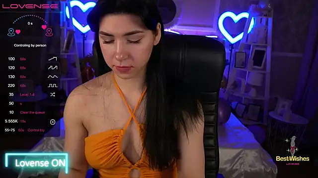 Snapshot of EmilyCandyy chatting on 01.28.25 EmilyCandyy online show from 01.28.25