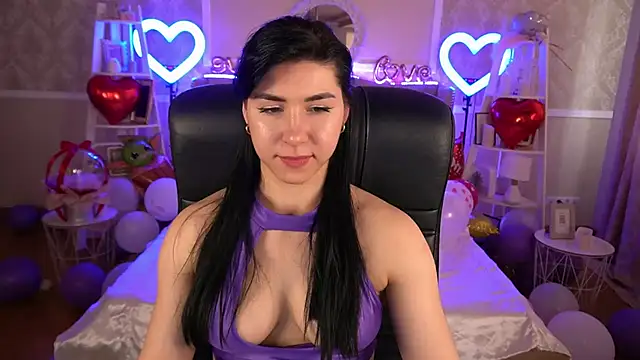 Snapshot of EmilyCandyy chatting on 02.17.25 EmilyCandyy online show from 02.17.25