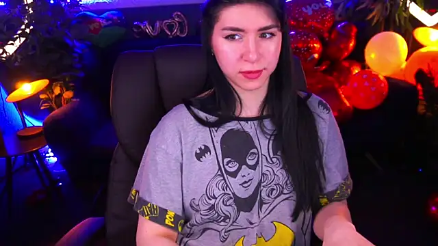 Snapshot of EmilyCandyy chatting on 02.20.25 EmilyCandyy online show from 02.20.25