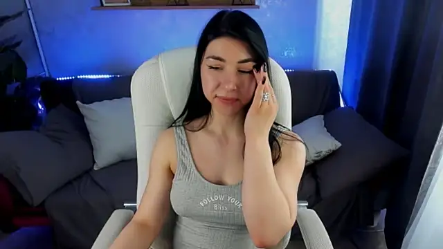 Snapshot of EmilyCandyy chatting on 03.21.25 EmilyCandyy online show from 03.21.25