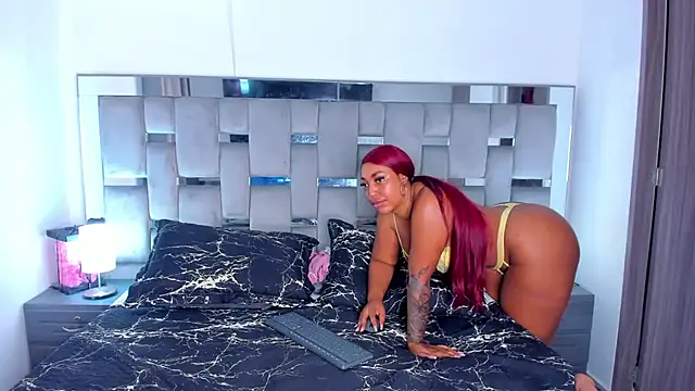 Cammiila online show from 12.05.25