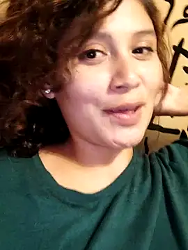 Snapshot of kinky_mila@xh chatting on 02.19.25 kinky milaxh online show from 02.19.25