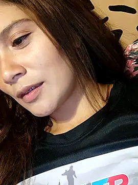 Snapshot of kinky_mila@xh chatting on 03.05.25 kinky milaxh online show from 03.05.25