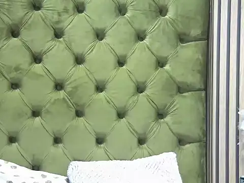 MissElisabeth online show from 04.26.26