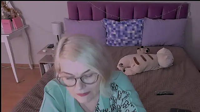 sabrinamacmarren online show from 01.19.25