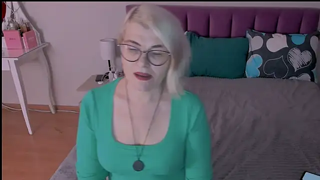 sabrinamacmarren online show from 01.22.25