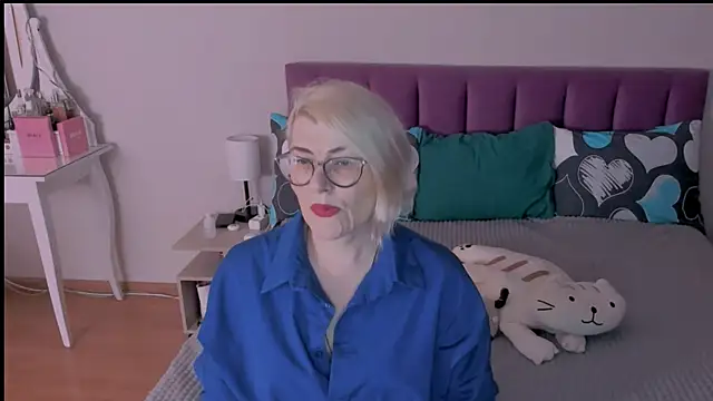 sabrinamacmarren online show from 01.24.25