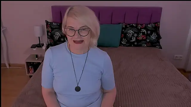 sabrinamacmarren online show from 02.06.25