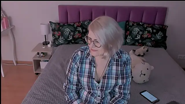 sabrinamacmarren online show from 03.07.25