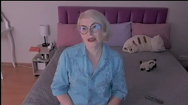 sabrinamacmarren online show from 03.13.25