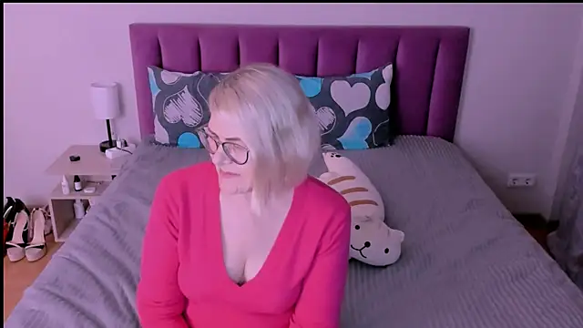 sabrinamacmarren online show from 09.09.25