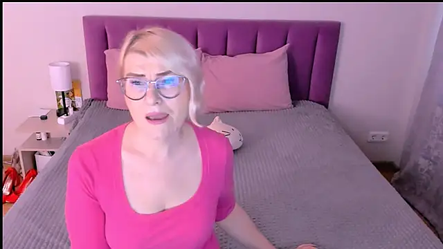 sabrinamacmarren online show from 11.19.25