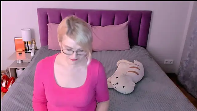 sabrinamacmarren online show from 11.19.25