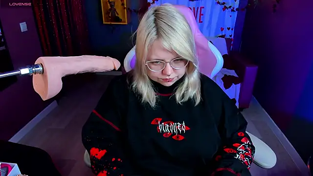 Yoki Shizuko online show from 02.12.26